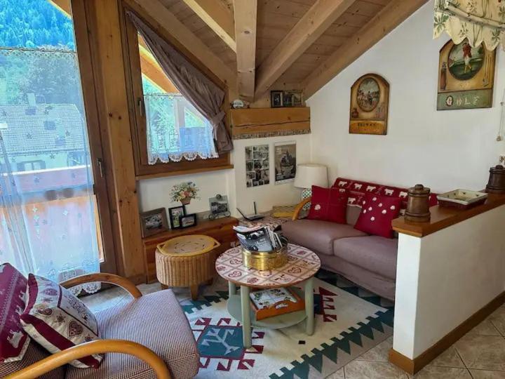 Appartement "Fresia" Chalet Turistico A Fisto à Spiazzo  Extérieur photo